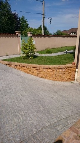 voie-acces-pave-granit-EBOL3